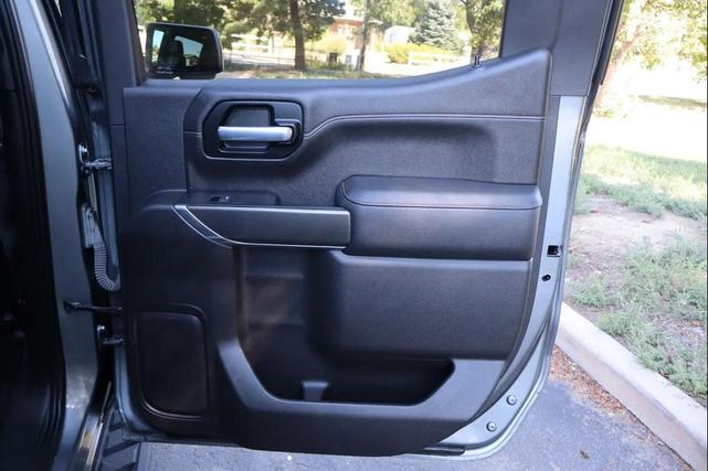 Photo of 2021 Gray GMC Sierra 1500