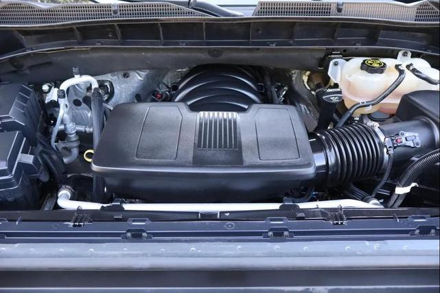Photo of 2021 Gray GMC Sierra 1500