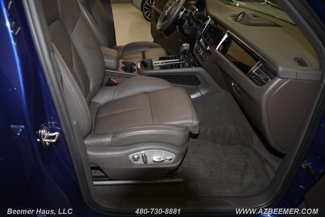 Photo of 2023 Black Porsche Macan