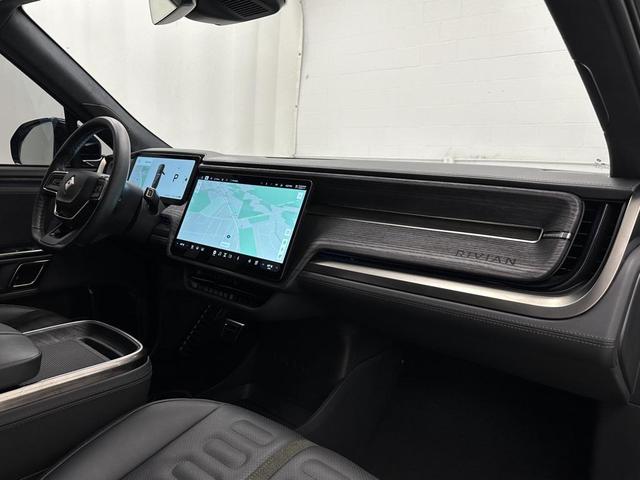 Photo of 2023 Midnight Rivian R1S