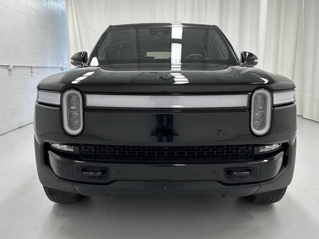 Photo of 2023 Midnight Rivian R1S