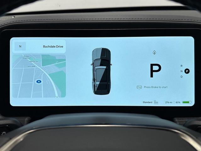 Photo of 2023 Midnight Rivian R1S