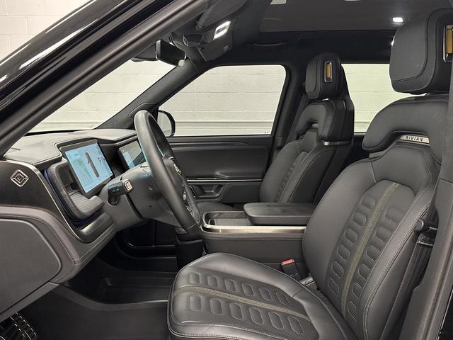 Photo of 2023 Midnight Rivian R1S