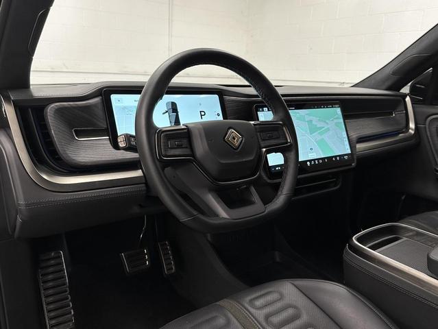 Photo of 2023 Midnight Rivian R1S