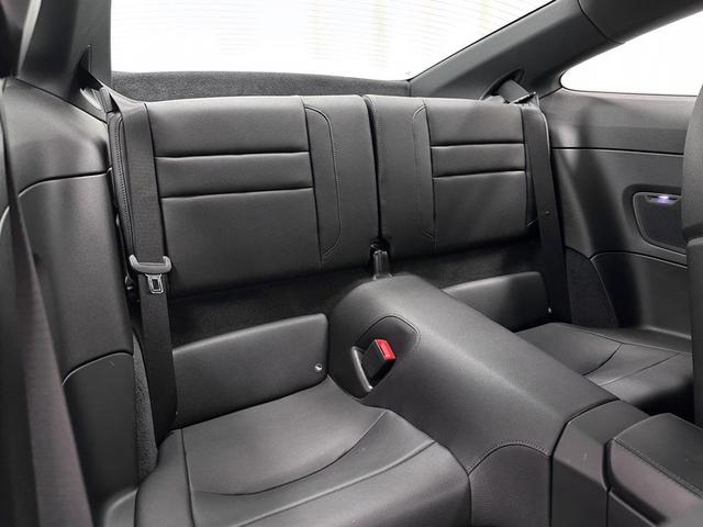 Photo of 2021 Black Porsche 911