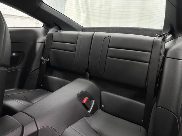 Photo of 2021 Black Porsche 911
