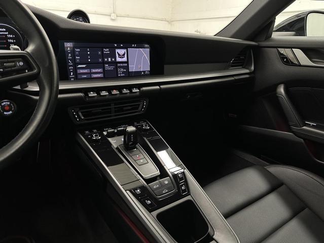 Photo of 2021 Black Porsche 911