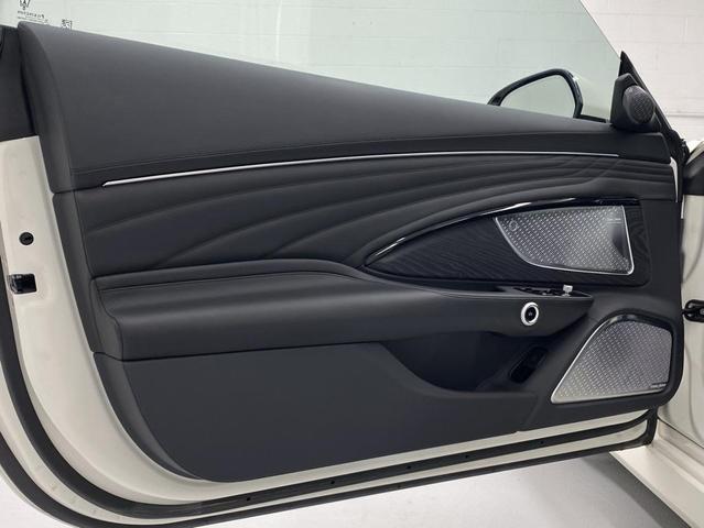 Photo of 2024 Bianco Solid Maserati GranTurismo