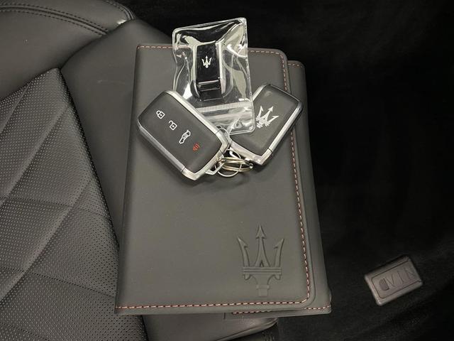 Photo of 2024 Bianco Solid Maserati GranTurismo
