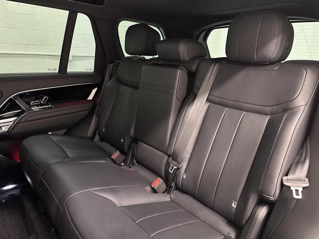 Photo of 2023 Santorini Black Metallic Land Rover Range Rover