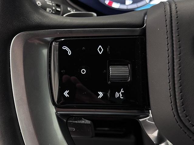 Photo of 2023 Santorini Black Metallic Land Rover Range Rover