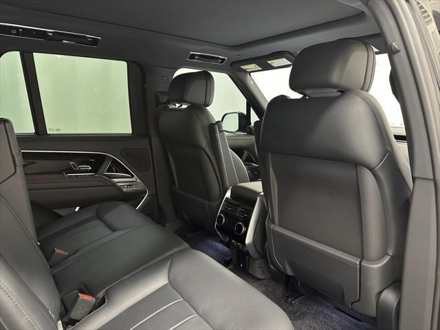 Photo of 2023 Santorini Black Metallic Land Rover Range Rover