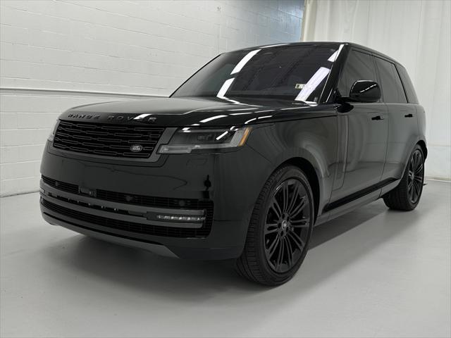 Photo of 2023 Santorini Black Metallic Land Rover Range Rover