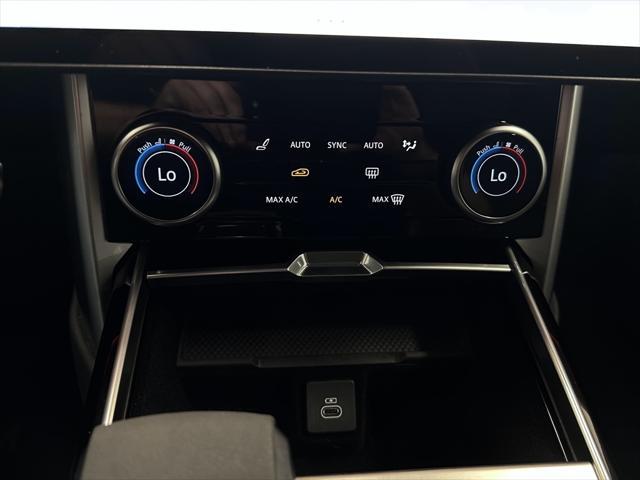 Photo of 2023 Santorini Black Metallic Land Rover Range Rover