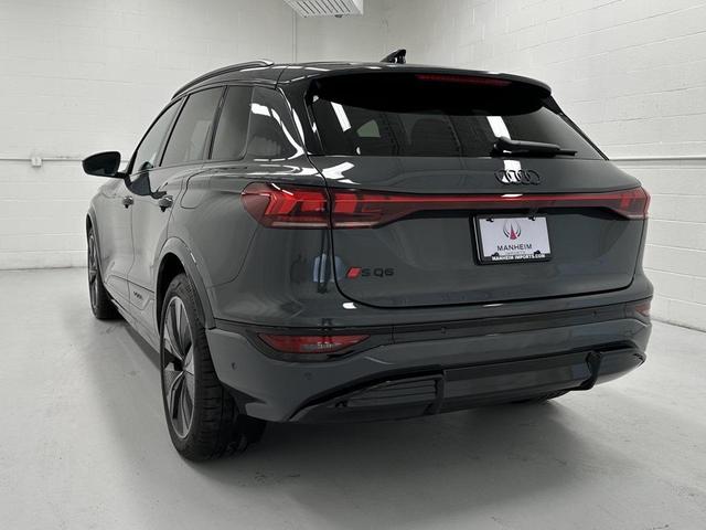 Photo of 2025 Magnet Gray Audi SQ6 e-tron