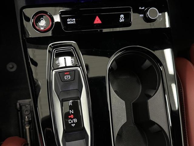 Photo of 2025 Magnet Gray Audi SQ6 e-tron
