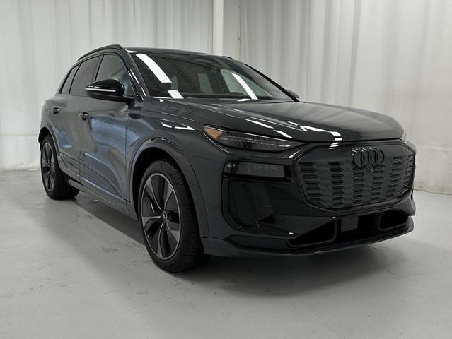 Photo of 2025 Magnet Gray Audi SQ6 e-tron