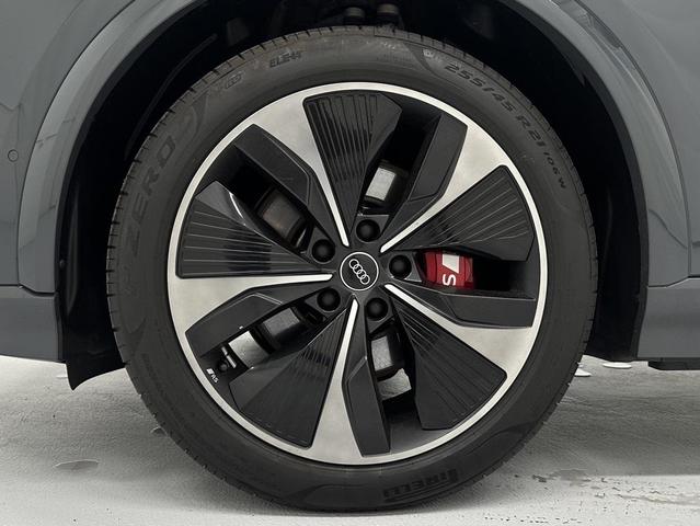 Photo of 2025 Magnet Gray Audi SQ6 e-tron