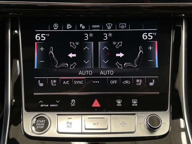 Photo of 2025 Mythos Black Metallic Audi Q7