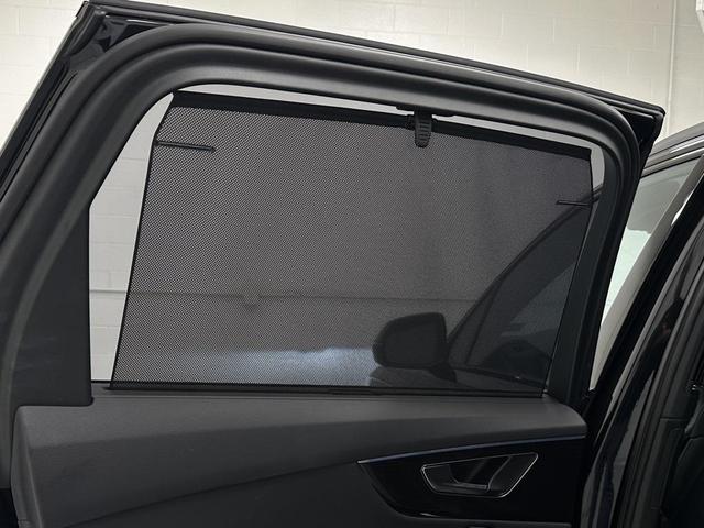 Photo of 2025 Mythos Black Metallic Audi Q7