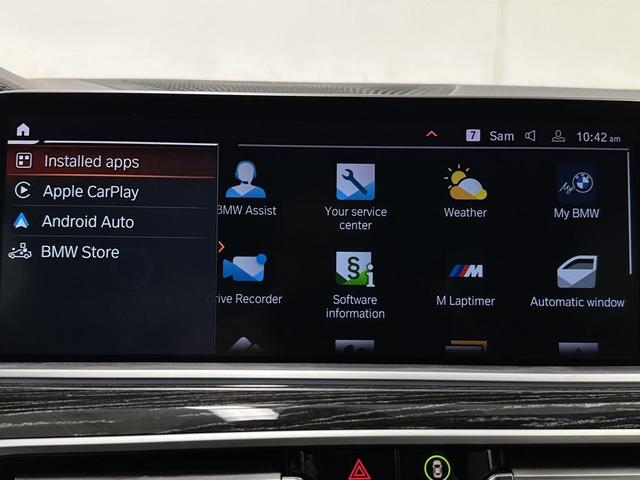 Photo of 2022 Carbon Black Metallic BMW X7