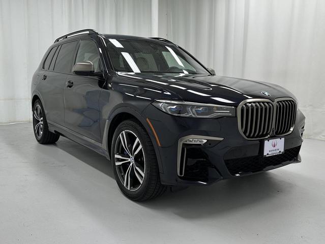 Photo of 2022 Carbon Black Metallic BMW X7