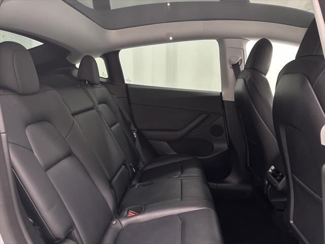 Photo of 2022 Pearl White Multi-Coat Tesla Model Y
