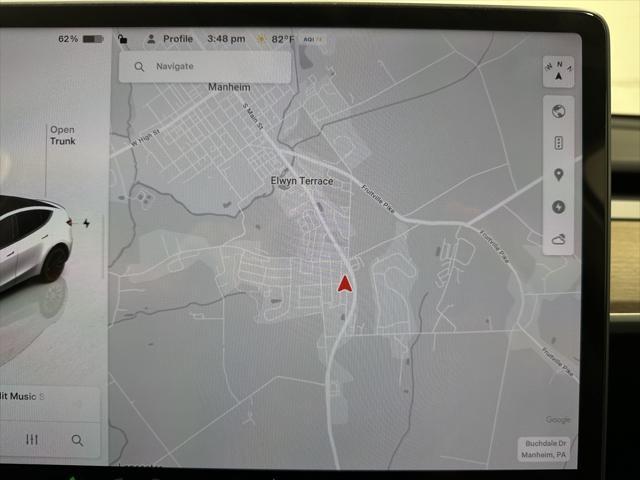 Photo of 2022 Pearl White Multi-Coat Tesla Model Y