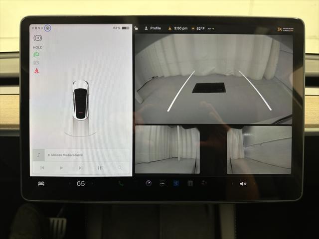 Photo of 2022 Pearl White Multi-Coat Tesla Model Y