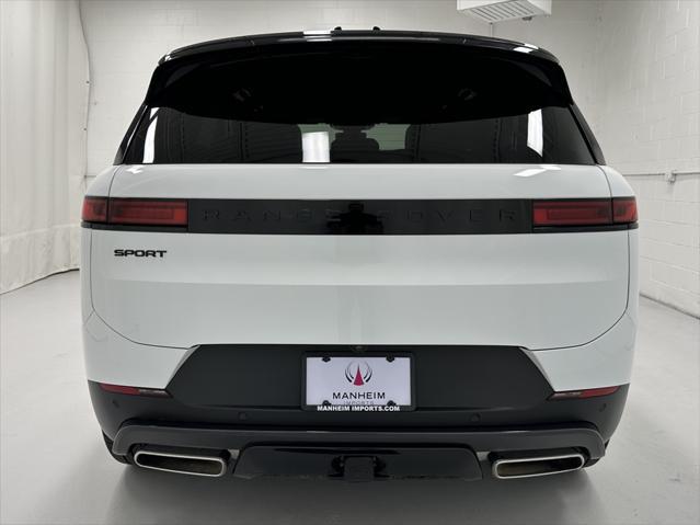 Photo of 2025 Fuji White Land Rover Range Rover Sport