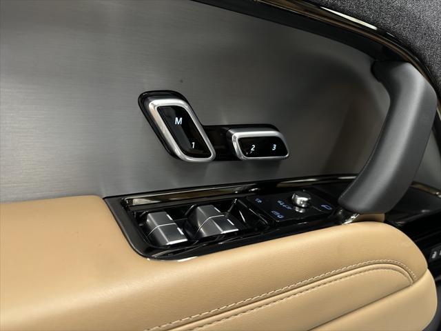 Photo of 2025 Fuji White Land Rover Range Rover Sport