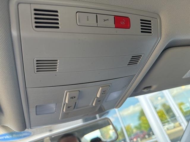 Photo of 2020 Platinum Gray Metallic Volkswagen Jetta