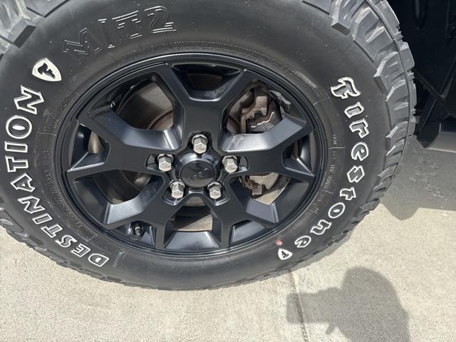 Photo of 2021 Gray Jeep Wrangler