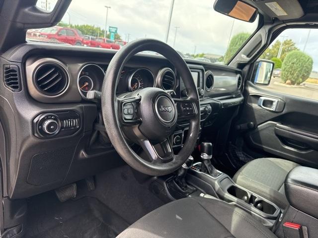 Photo of 2021 Gray Jeep Wrangler