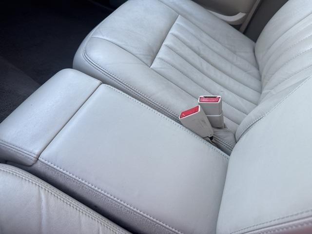 Photo of 2004 Tan Lincoln Town Car