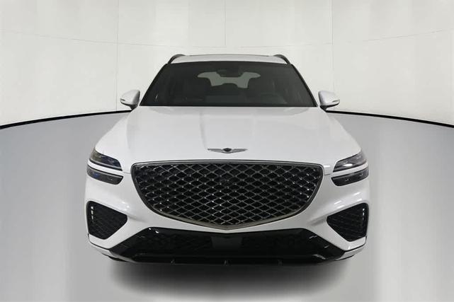 Photo of 2025 White Genesis GV70