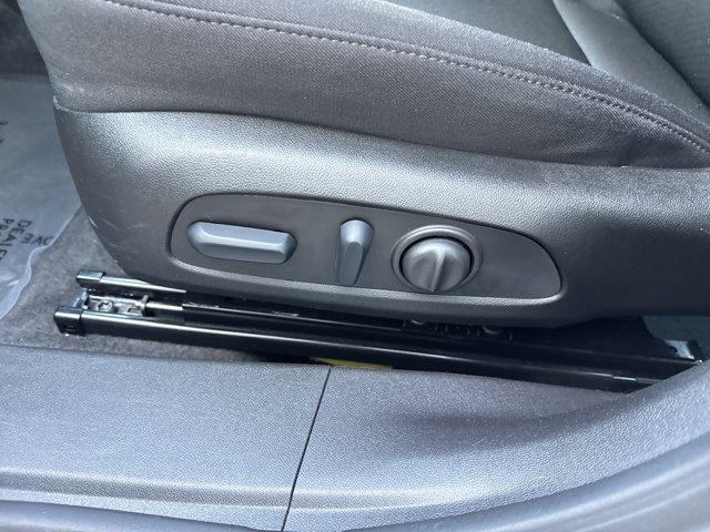 Photo of 2024 Summit White Chevrolet Malibu