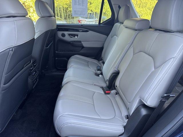 Photo of 2025 Blue Honda Pilot