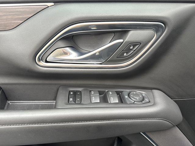 Photo of 2024 Midnight Blue Metallic Chevrolet Suburban
