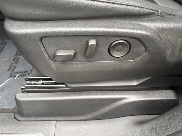 Photo of 2024 Midnight Blue Metallic Chevrolet Suburban