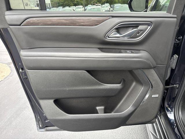 Photo of 2024 Midnight Blue Metallic Chevrolet Suburban