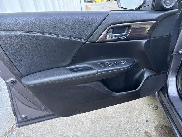 Photo of 2017 Modern Steel Metallic Honda Accord