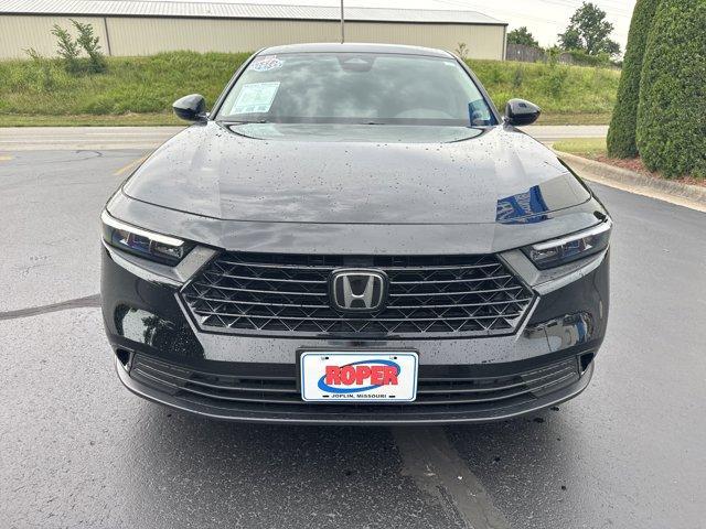Photo of 2024 Crystal Black Pearl Honda Accord