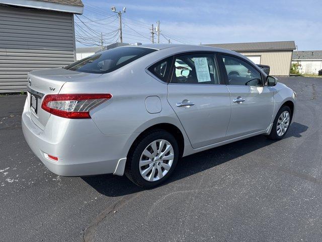 Photo of 2015 Brilliant Silver Nissan Sentra