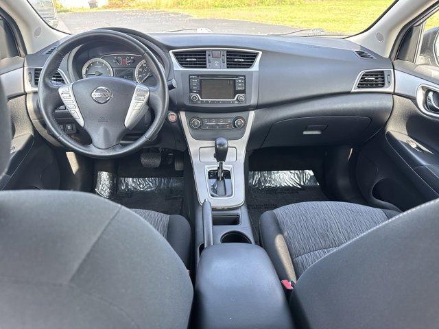Photo of 2015 Brilliant Silver Nissan Sentra