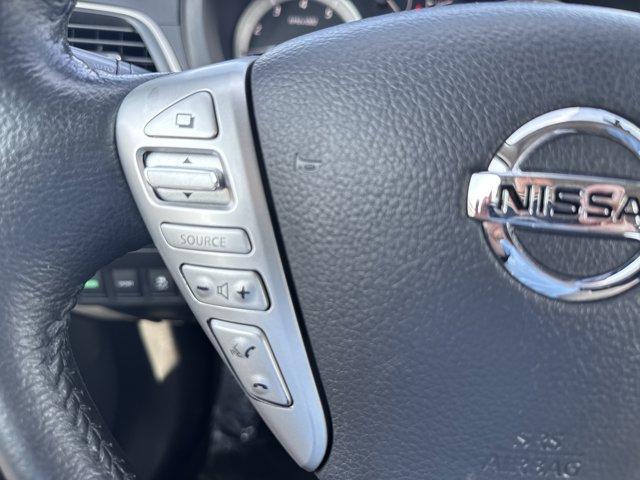Photo of 2015 Brilliant Silver Nissan Sentra