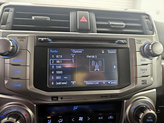 Photo of 2017 Black Toyota 4Runner