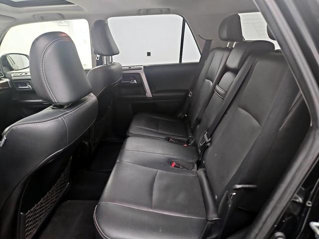 Photo of 2017 Black Toyota 4Runner