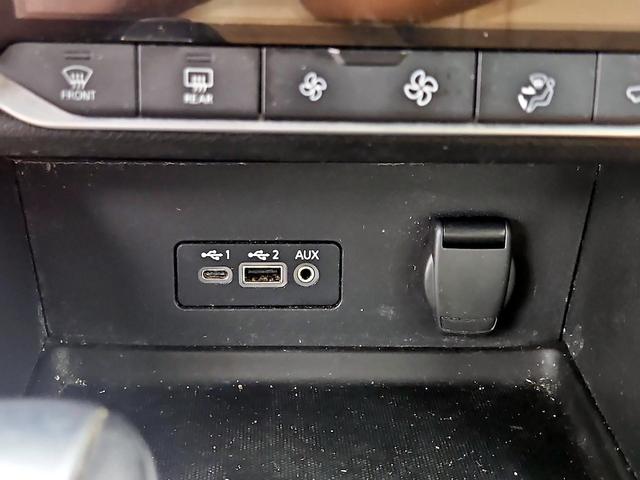 Photo of 2021 Gray Nissan Sentra