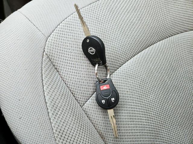 Photo of 2014 Red Nissan Rogue Select